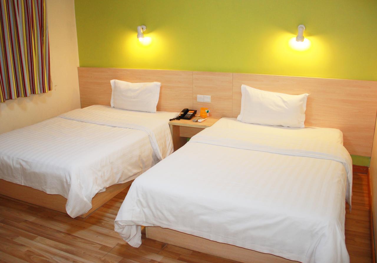 7Days Inn Huludao Xingcheng Hot Spring Street エクステリア 写真
